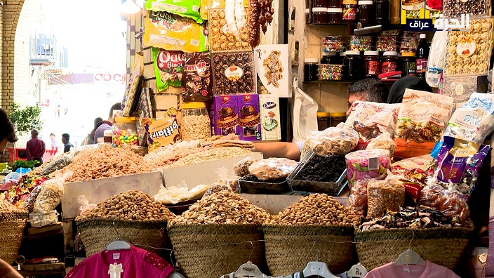  فيديو / من أربيل الغش الصناعي في أسواق كردستان ts                    تشتهر كردستان ببعض الأكلات والمنتجات المحلية الصنع والتي تعد من ضمن تراثها، مثل الكباب واللبن والمكسرات والعسل وغيرها من المنتجات الأخرى، ولكن خلال السنوات Arbil.Md