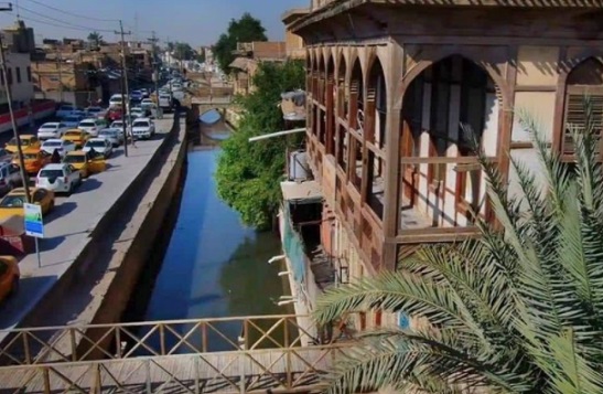 بالصور: اليونسكو تنجز أعمال تنظيف نهر العشار الذي يتوسط مدينة البصرة القديمة. Ashaar.u1