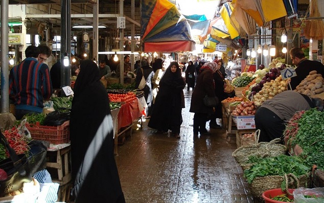 وكالة إيرانية: فئات عدة باتت عاجزة عن شراء المواد الغذائية الأساسية Bazar.Irn