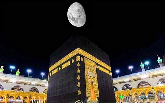 الثالث والأخير لهذا العام.. غداً الخميس القمر يتعامد على الكعبة المشرفة Kaaba.Moon