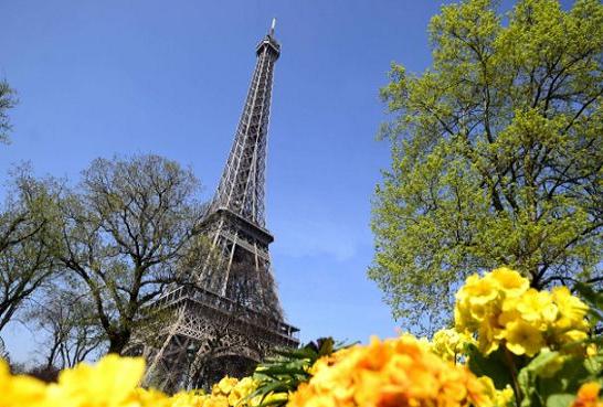 فرنسا تحيي مئوية عرّاب برج إيفل  فعاليات الذكرى ستمتد بين مايو ونوفمبر في باريس. Eivel.1