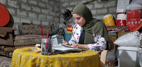 قصة هنار.. من غرفة سقفها من صفيح إلى الأولى على مستوى إقليم كوردستان Hanartaha1