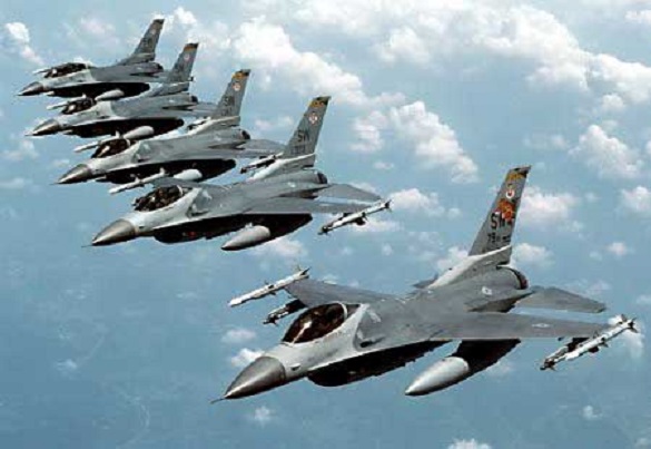 امريكا تلقي ٣٦ طنا من القنابل على منطقة عراقية بعملية "التراب الاسود" F16.5
