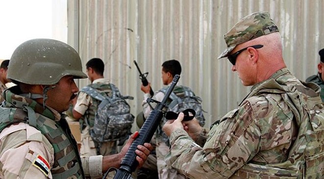 صحيفة: اكثر من ١١الف عسكري امريكي متواجدين في العراق       السومرية نيوز/ بغداد:ذكرت صحيفة العربي الجديد، السبت، ان هناك اكثر US.J.1