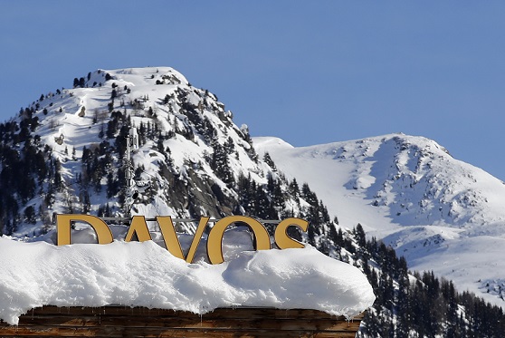  الگاردينيا على سفح جبل المنتدى الأقتصادي العالمي في دافوس / سويسرا           الگاردينيا على سفح جبل المنتدى الأقتصادي العالمي في دافوس / سويسرا      Davos.2A